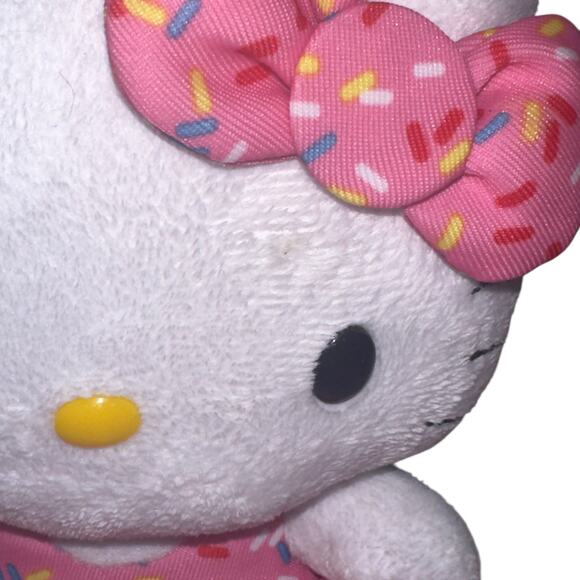 Ice Cream Hello Kitty Plush - Picture 2 of 6